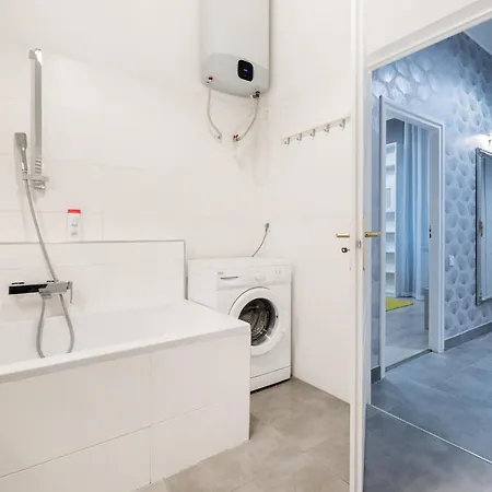 شقة Spacious And Charming In The Centre بودابست