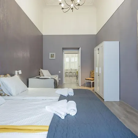 Διαμέρισμα Spacious And Charming In The Centre