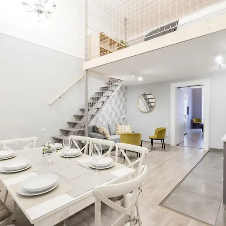 Διαμέρισμα Spacious And Charming In The Centre Βουδαπέστη