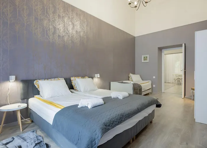 Spacious And Charming In The Centre Apartmán