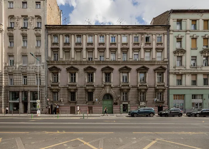 Spacious And Charming In The Centre Διαμέρισμα