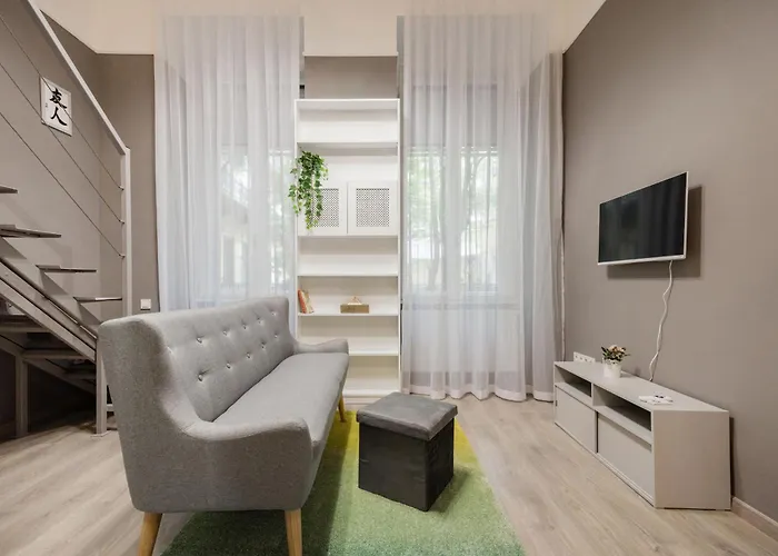 شقة Spacious And Charming In The Centre