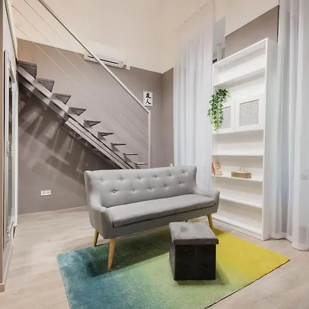 Spacious And Charming In The Centre * ブダペスト